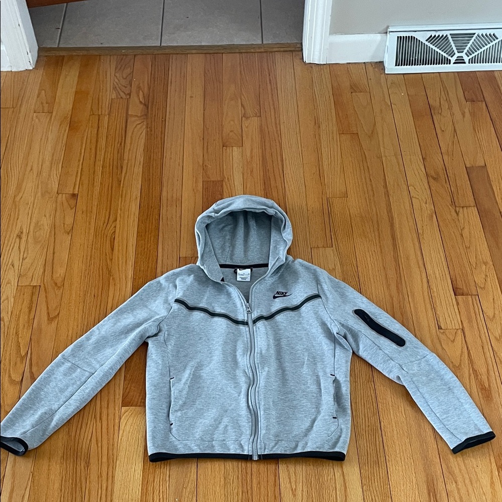 Nike tech YXL